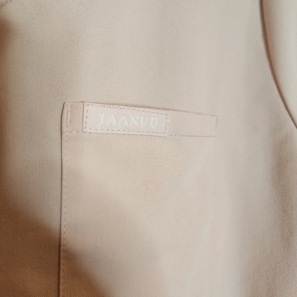 JAANUU 3-pocket V-Neck Pink Scrub Top women's size Large. - Picture 12 of 16